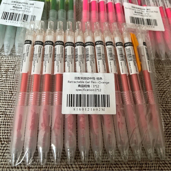 Mumuso 3 packets Retractable Gel Pen - Picture 2 of 4